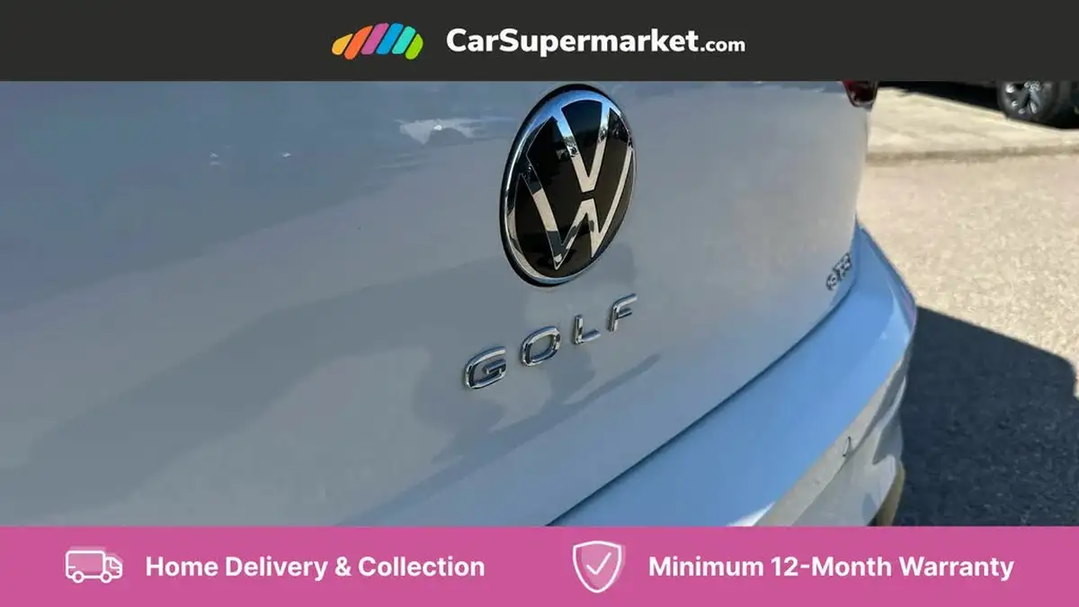 2022-volkswagen-golf-15-etsi-r-line-150ps-hatchback-big-32
