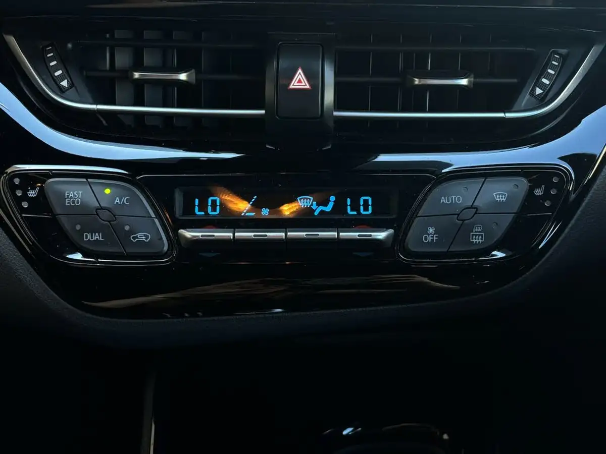 2021-toyota-c-hr-18-vvt-i-design-big-20