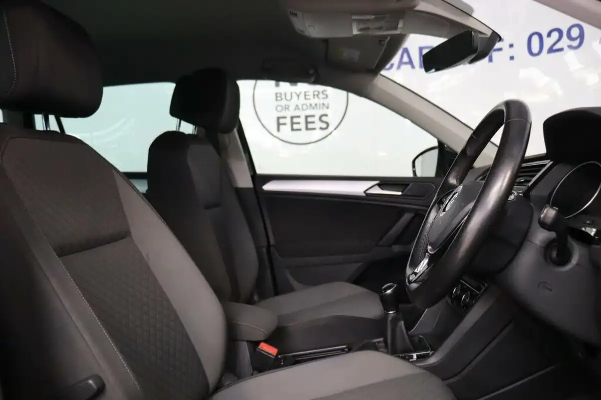 2019-volkswagen-tiguan-15-tsi-match-130ps-big-20