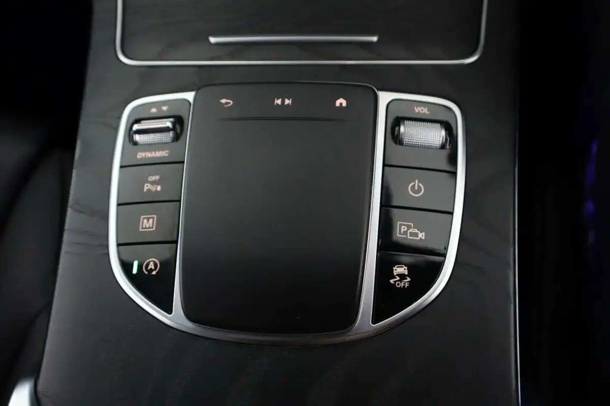 2019-mercedes-benz-glc-class-20d-glc220d-amg-line-premium-station-wagon-5d-big-17