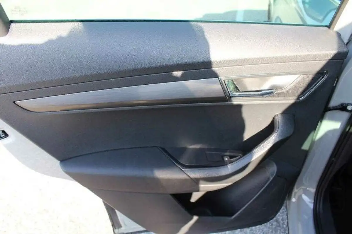 2021-skoda-karoq-15-tsi-edition-dsg-big-13