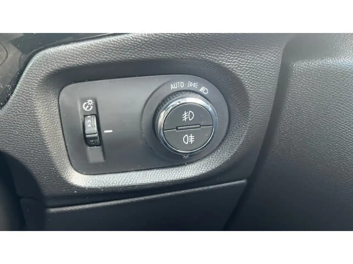 2022-vauxhall-corsa-12-turbo-ultimate-130ps-auto-big-35