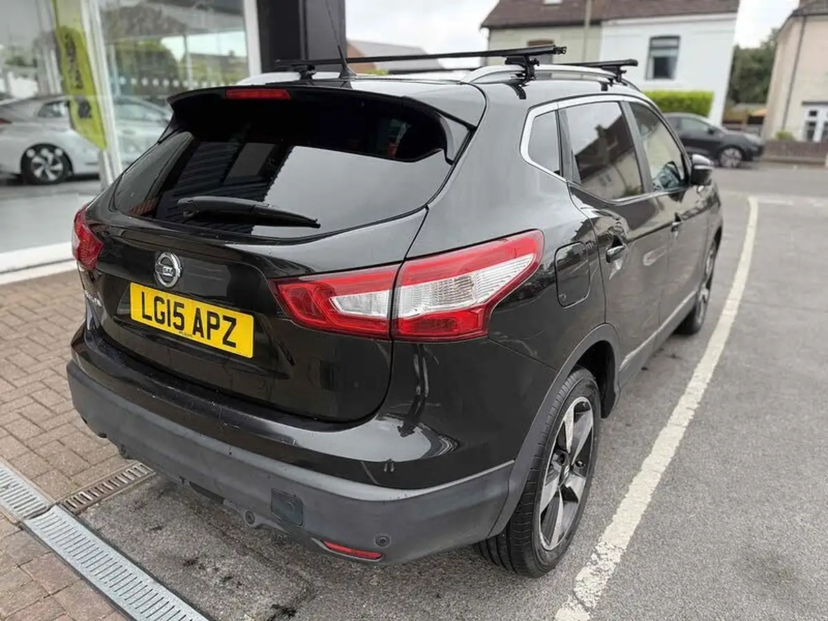 2015-nissan-qashqai-12-n-tec-xtronic-cvt-big-7