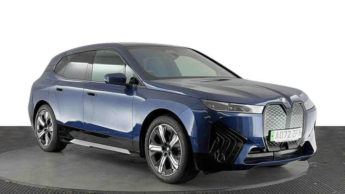 2022-bmw-ix-e-xdrive-40-m-sport-edition-big-1