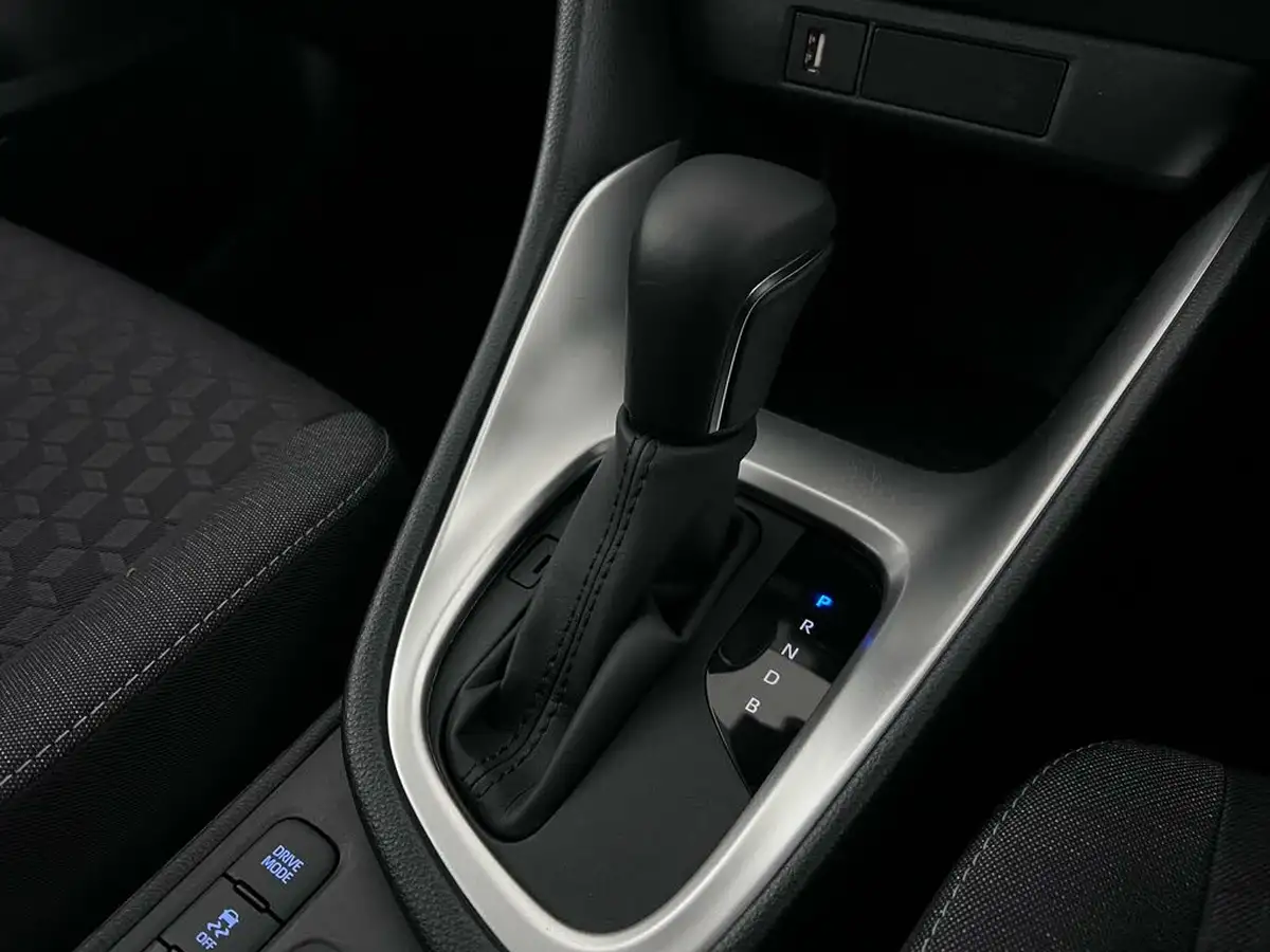 2022-toyota-yaris-15-vvt-i-design-big-37