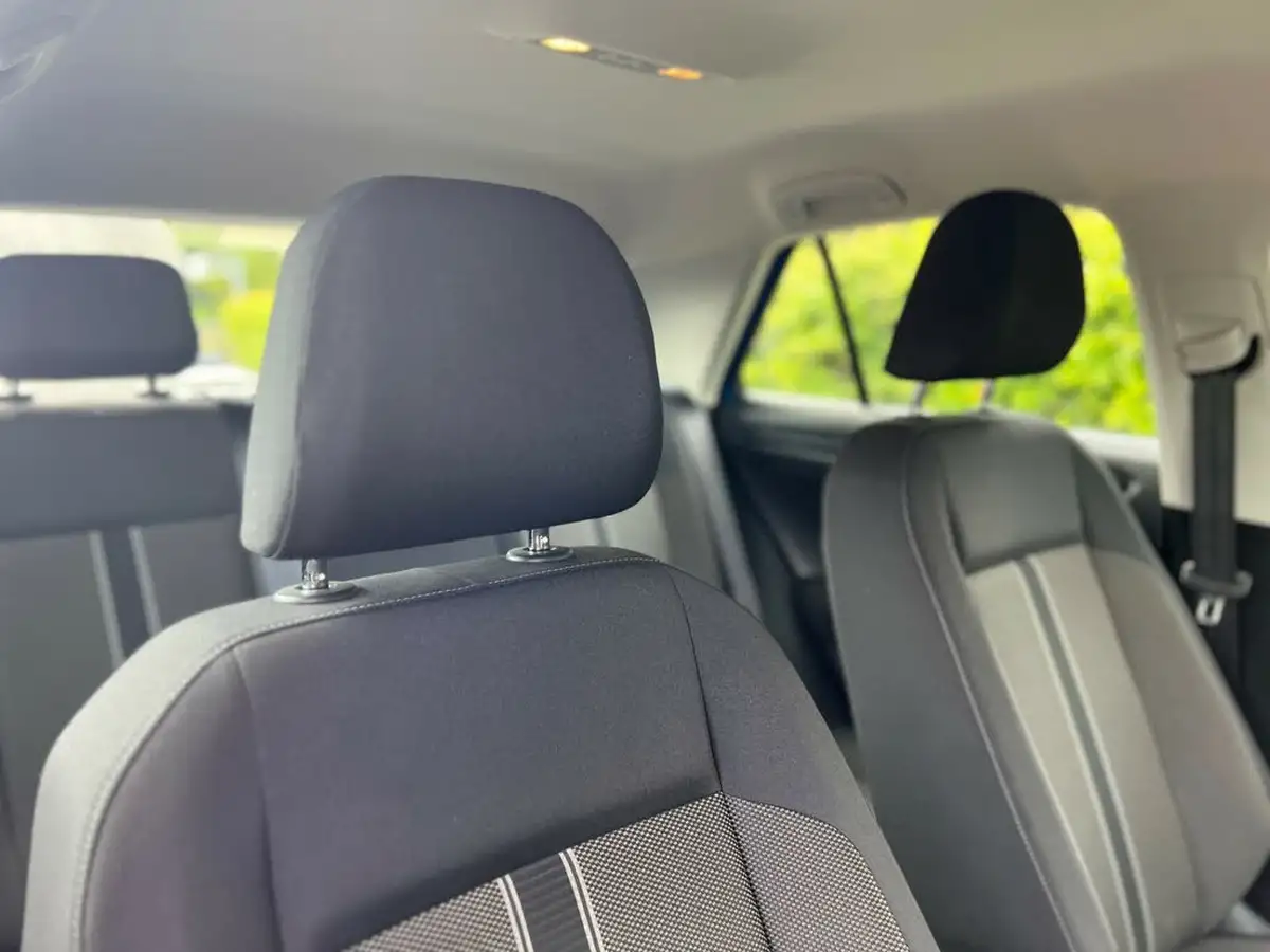 2020-volkswagen-t-roc-15-tsi-se-big-13
