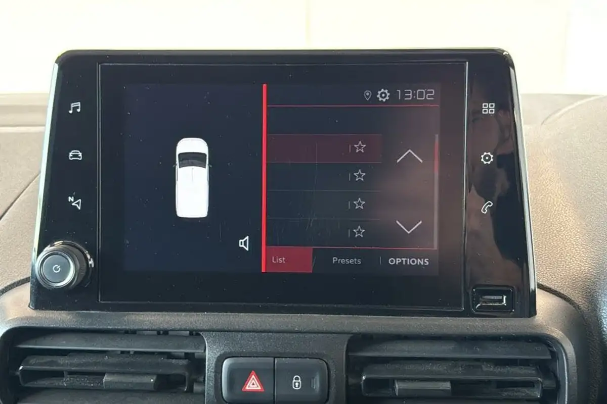 2020-citroen-berlingo-15bluehdi-1000-enterprise-100pseu6dt-e-ss-panel-big-31