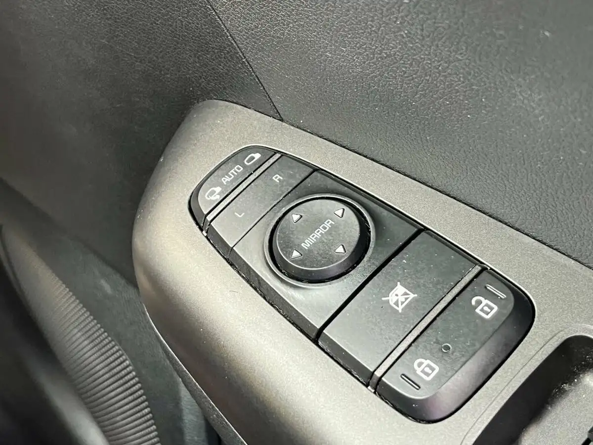 2021-kia-sportage-16-gdi-2-big-57