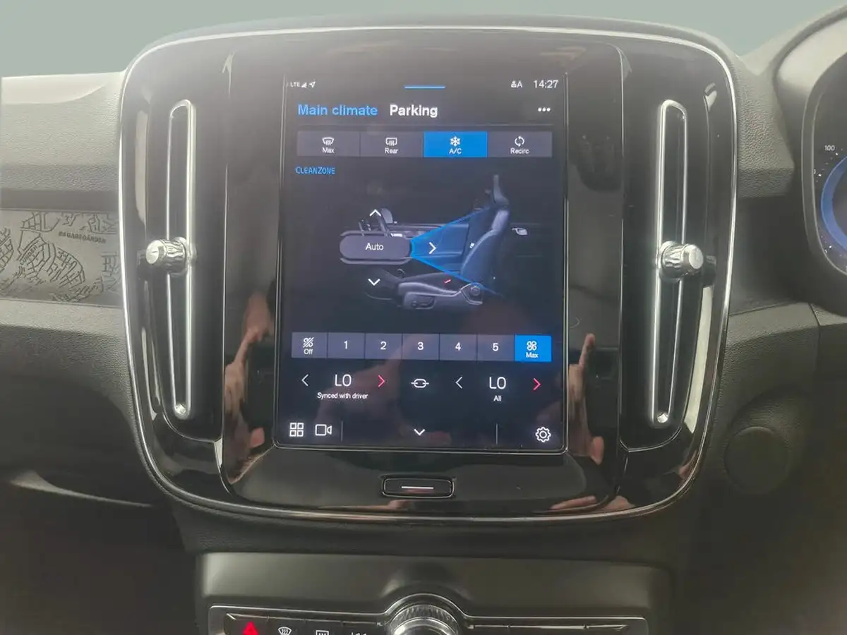 2023-volvo-c40-e-recharge-core-228bhp-big-34