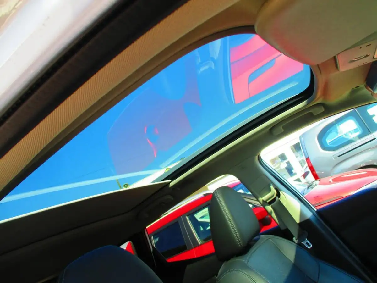 2015-nissan-qashqai-12-tekna-big-8