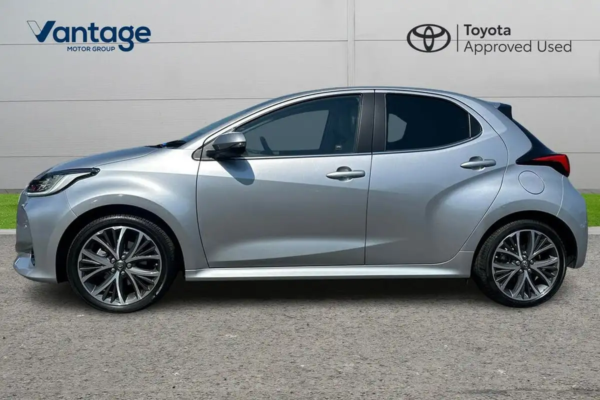 2023-toyota-yaris-15-vvt-i-excel-big-5