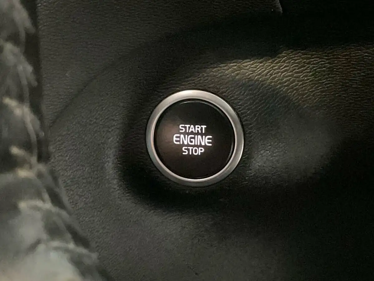 2019-volvo-xc40-20-t4-momentum-awd-big-31