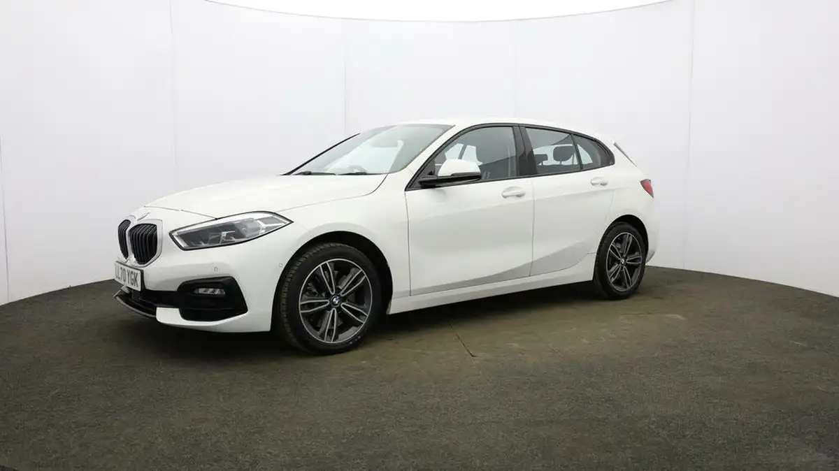 2021-bmw-1-series-20td-120d-xdrive-sport-lcp-big-34