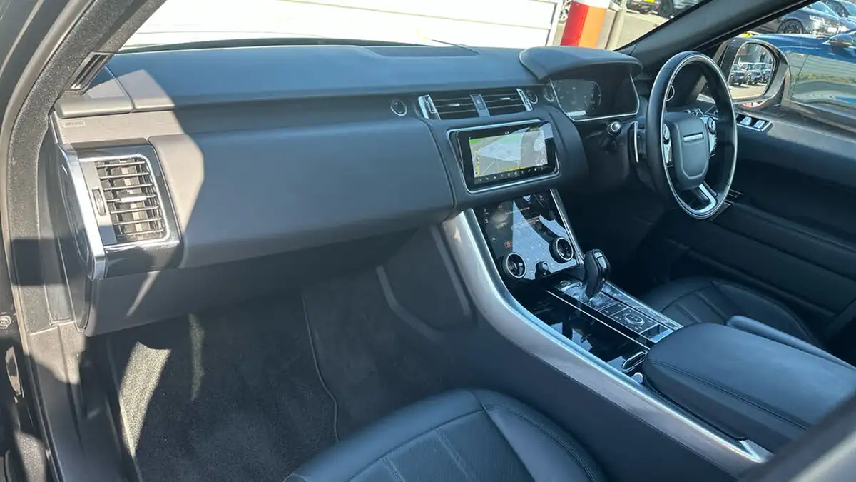 2021-land-rover-range-rover-sport-20-p400e-hse-dynamic-big-21