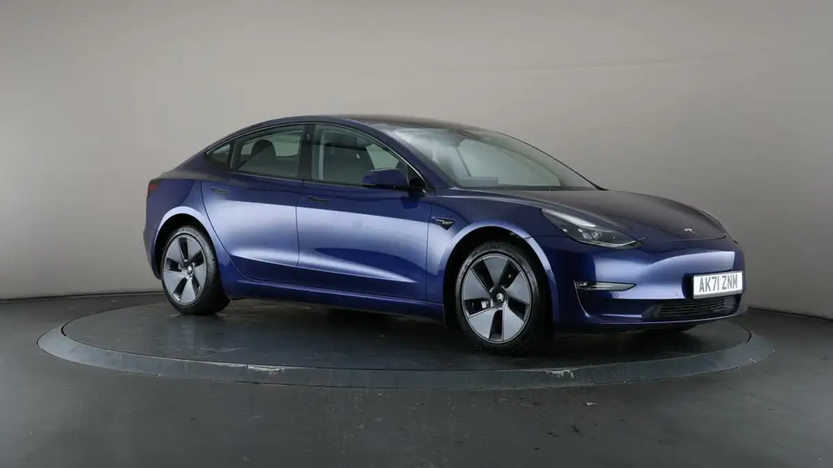 2021-tesla-model-3-e-long-range-awd-big-54