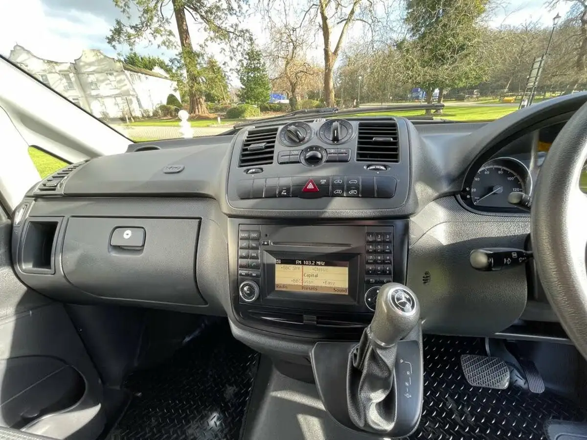 2014-mercedes-benz-vito-21td-dualiner-113cdi-113cdi-crewcab-compact-big-26