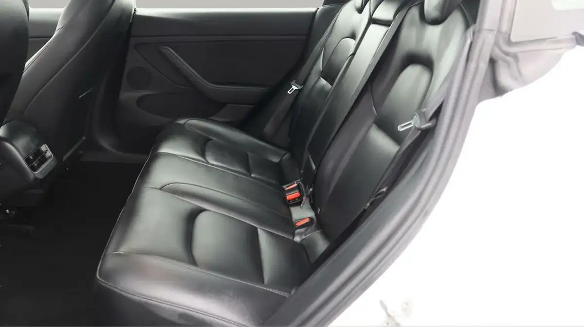 2021-tesla-model-3-e-long-range-4x4-big-15