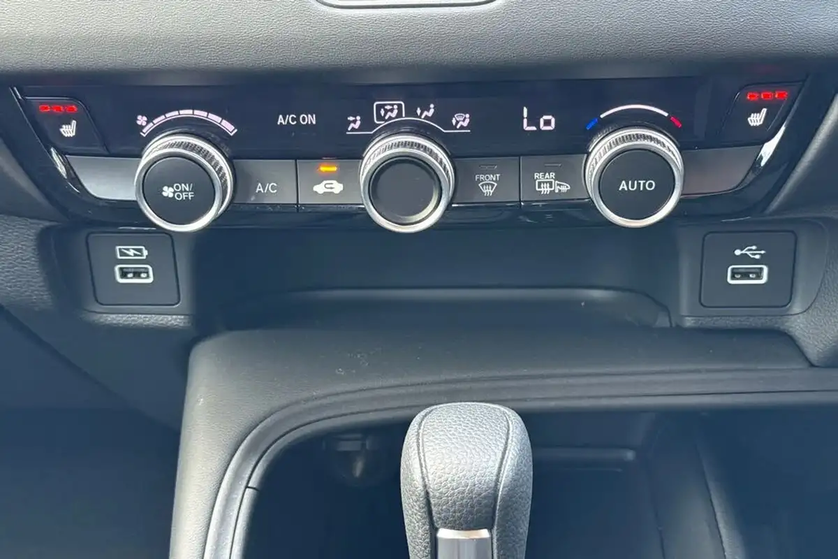 2023-honda-hr-v-15-i-mmd-elegance-big-20