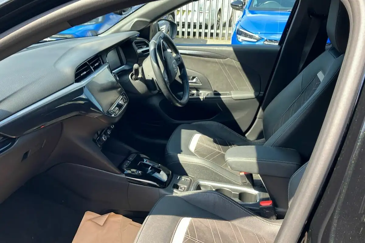 2023-vauxhall-corsa-12-turbo-ultimate-130ps-auto-big-2