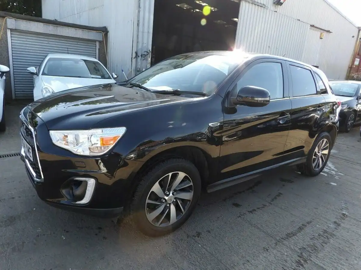 2015-mitsubishi-asx-16-3-big-2