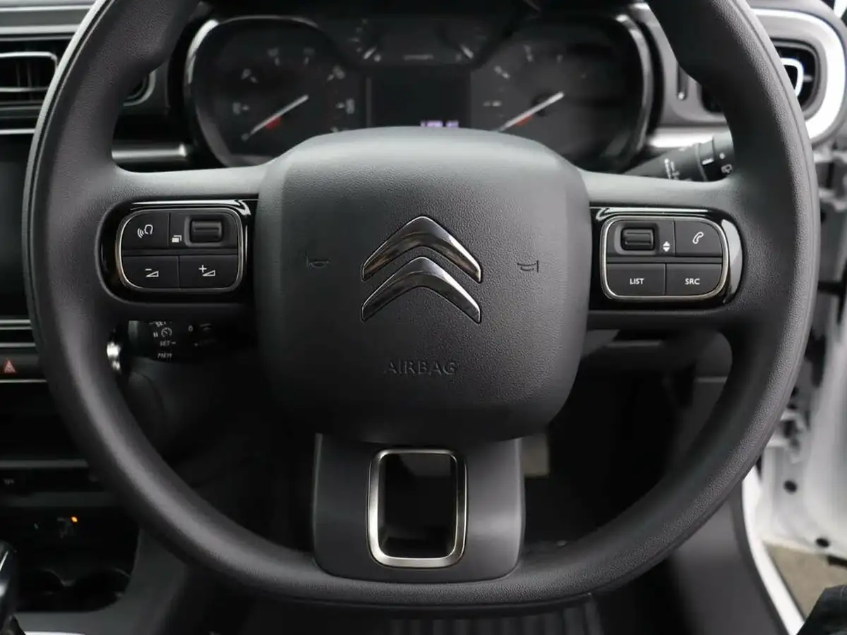 2024-citroen-c3-12-puretech-plus-110ps-eat6-big-39