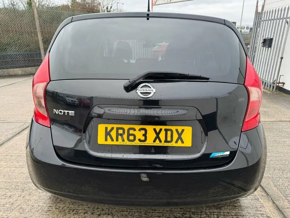 2014-nissan-note-15dci-tekna-big-4