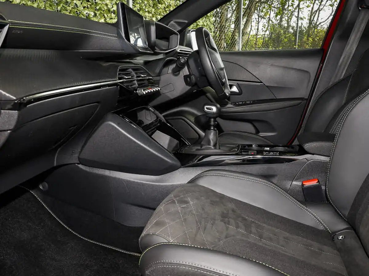 2022-peugeot-208-12-puretech-gt-premium-100bhp-big-2