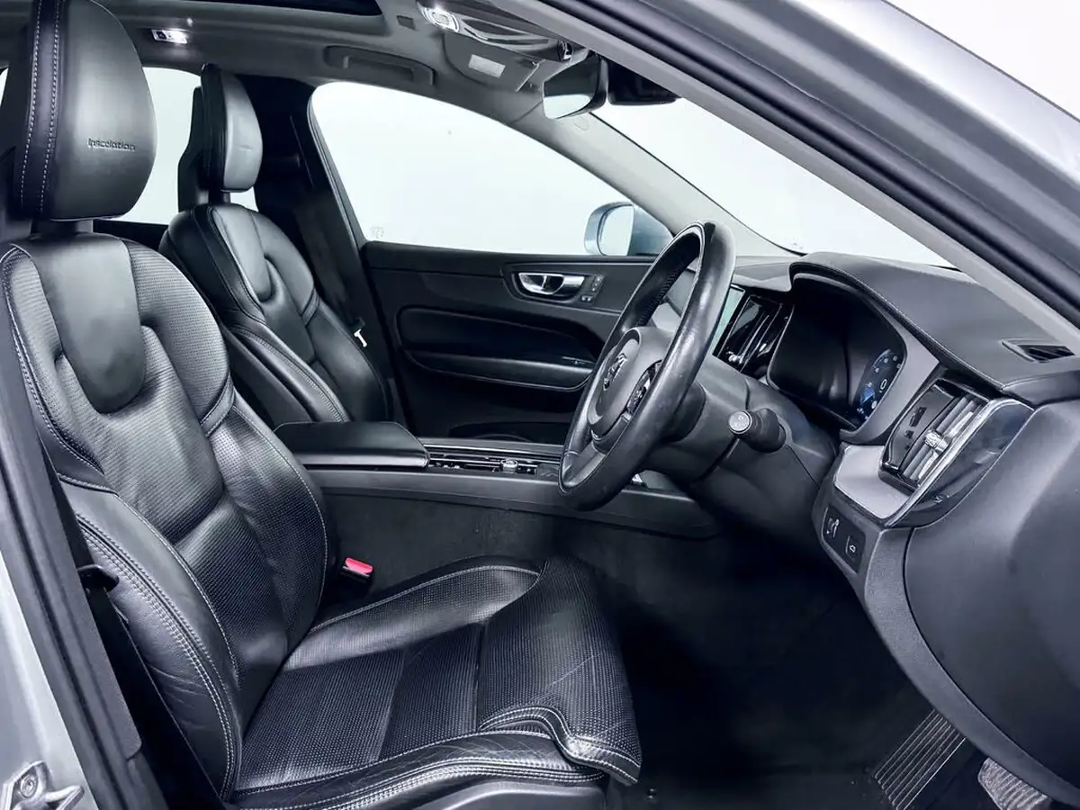 2018-volvo-xc60-20td-d5-inscription-pro-powerpulse-awd-big-31
