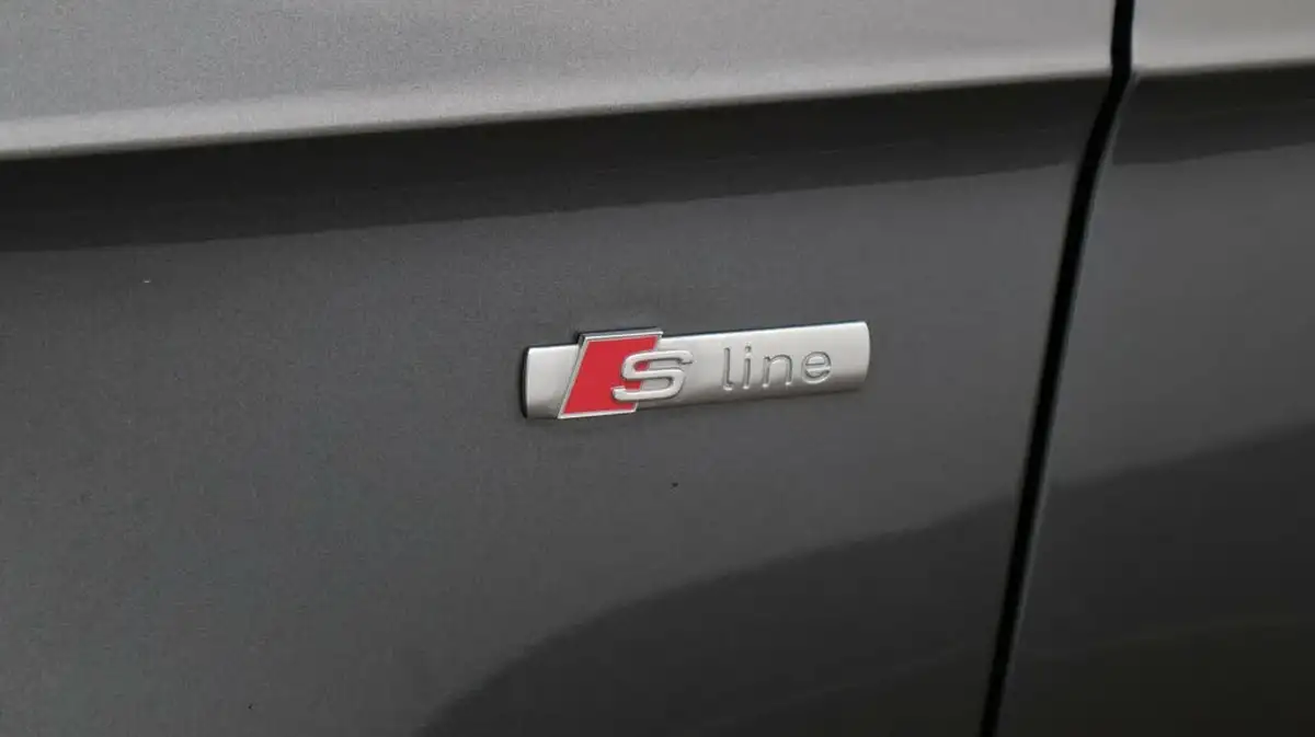 2019-audi-a3-15-35-tfsi-s-line-cod-ss-sportback-5d-big-20