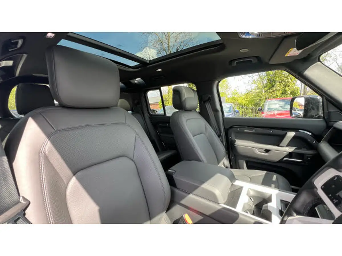 2024-land-rover-110-defender-30-d350-x-dynamic-hse-big-37