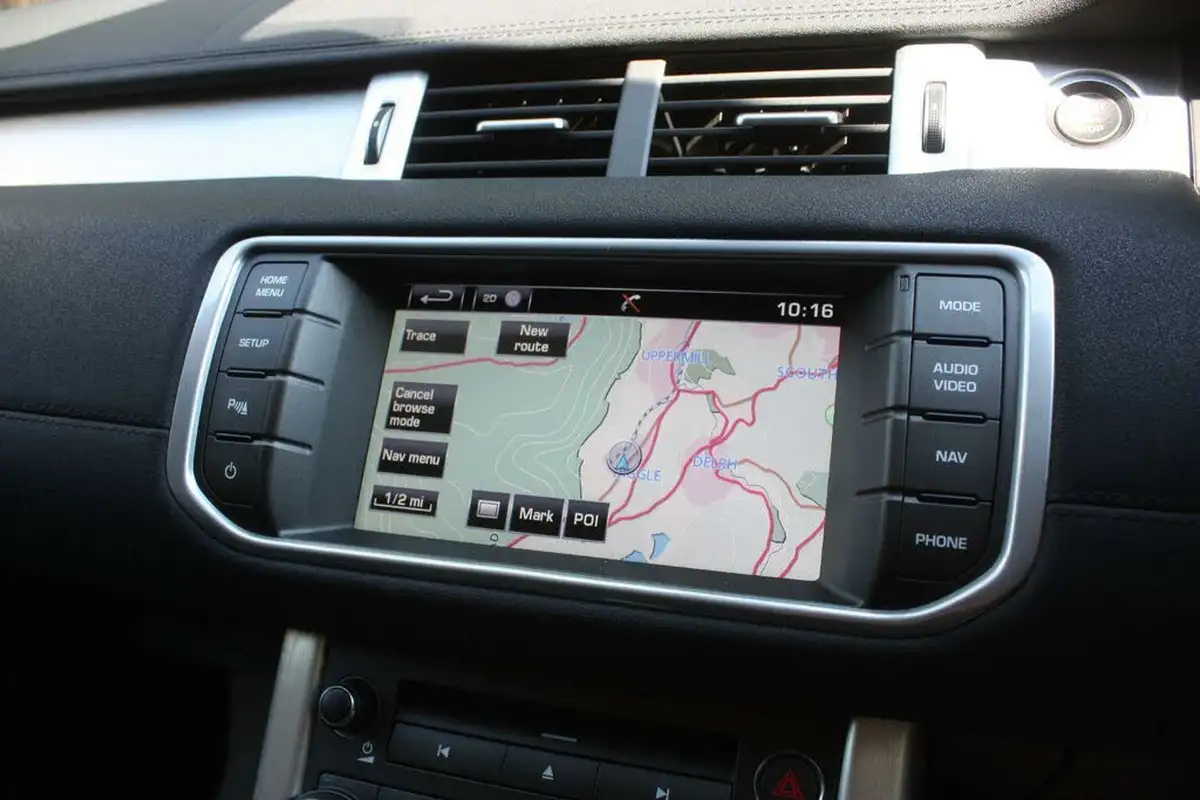 2014-land-rover-range-rover-evoque-22td-pure-tech-150bhp-hatchback-5d-big-19