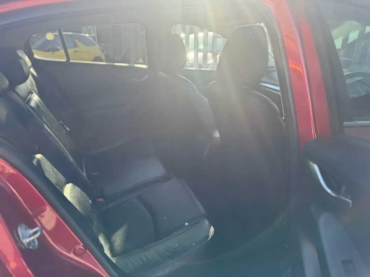 2014-mazda-mazda3-22td-sport-nav-hatchback-5d-big-32