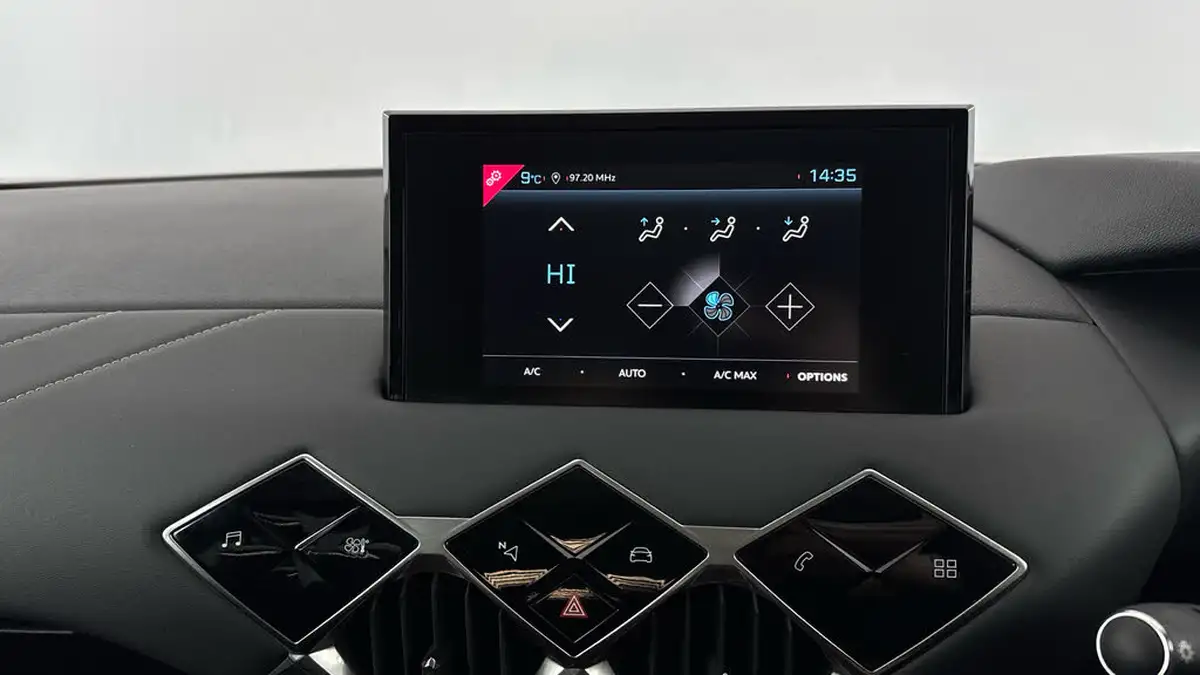 2022-ds-ds-3-crossback-e-tense-bastille-big-11