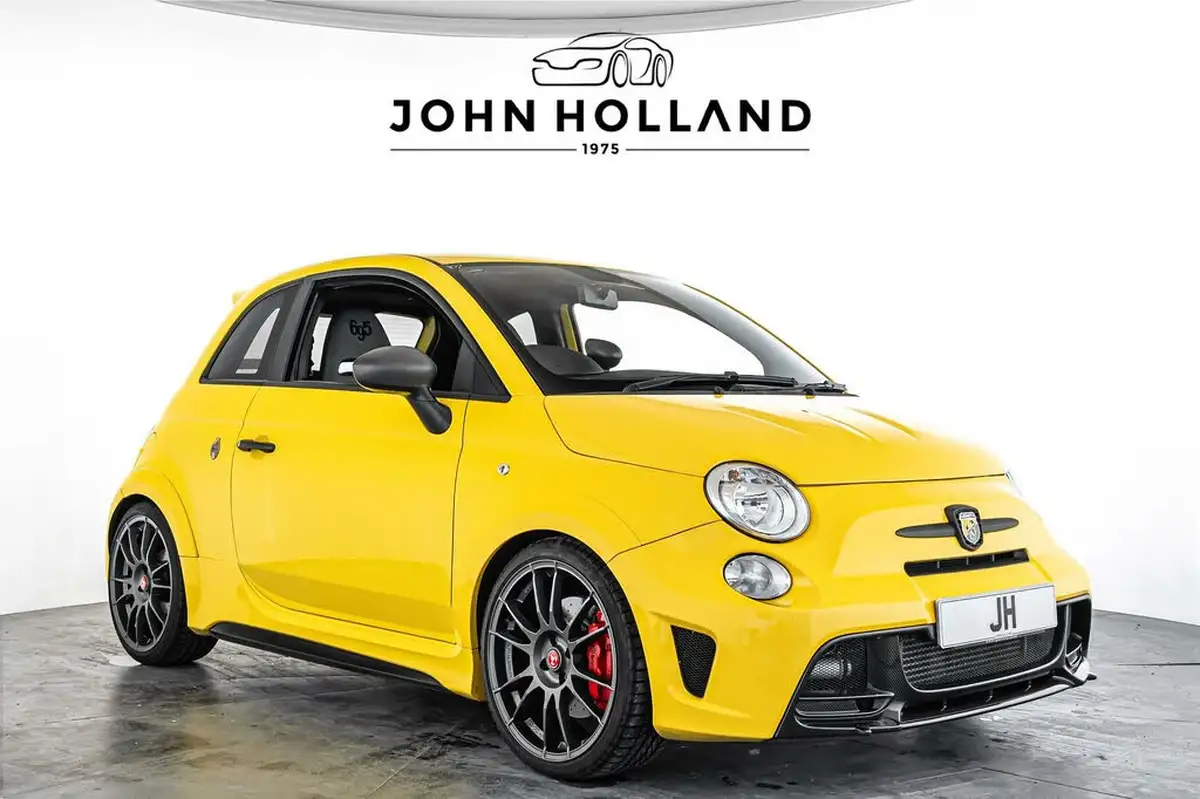 2016-abarth-500-14-tjet-695-biposto-record-big-0