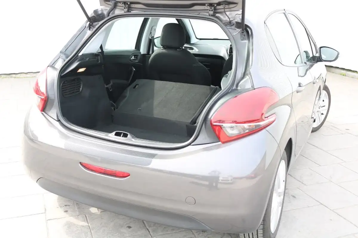 2019-peugeot-208-12-puretech-active-82bhp-ss-big-5