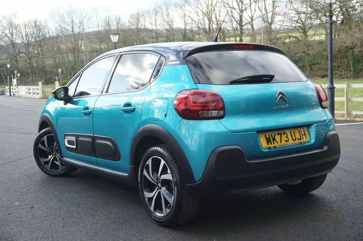2023-citroen-c3-12-puretech-shine-plus-110ps-ss-eat6-big-1