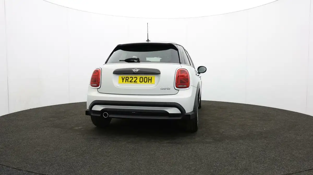2022-mini-cooper-15-cooper-classic-hatchback-5d-auto-big-76