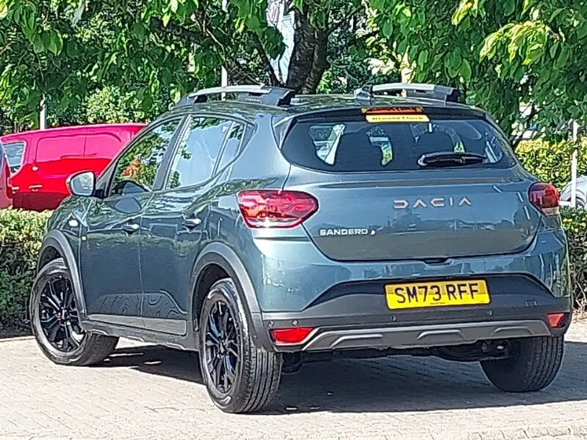 2023-dacia-sandero-stepway-big-1