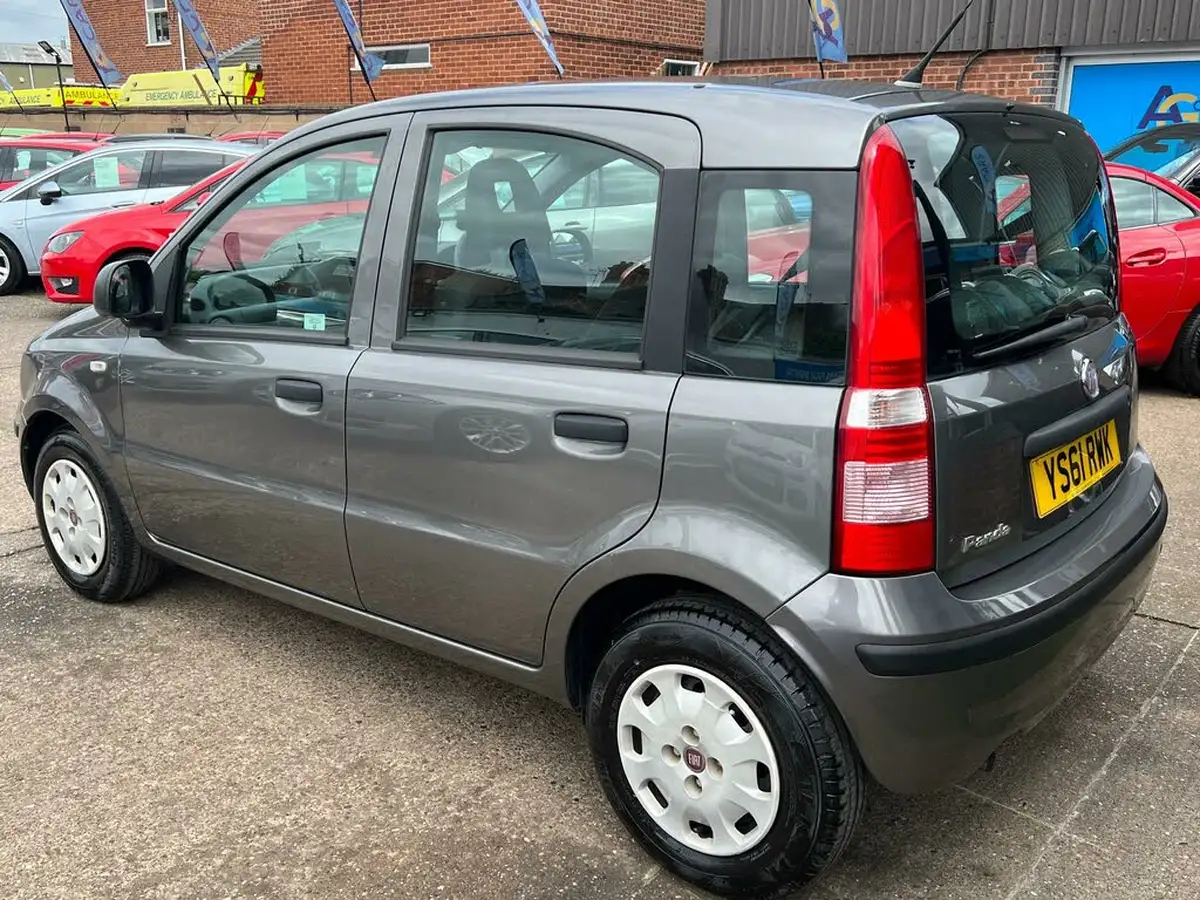 2012-fiat-panda-12-active-big-12