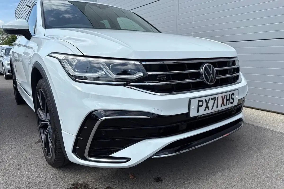2021-volkswagen-tiguan-14-tsi-r-line-big-8