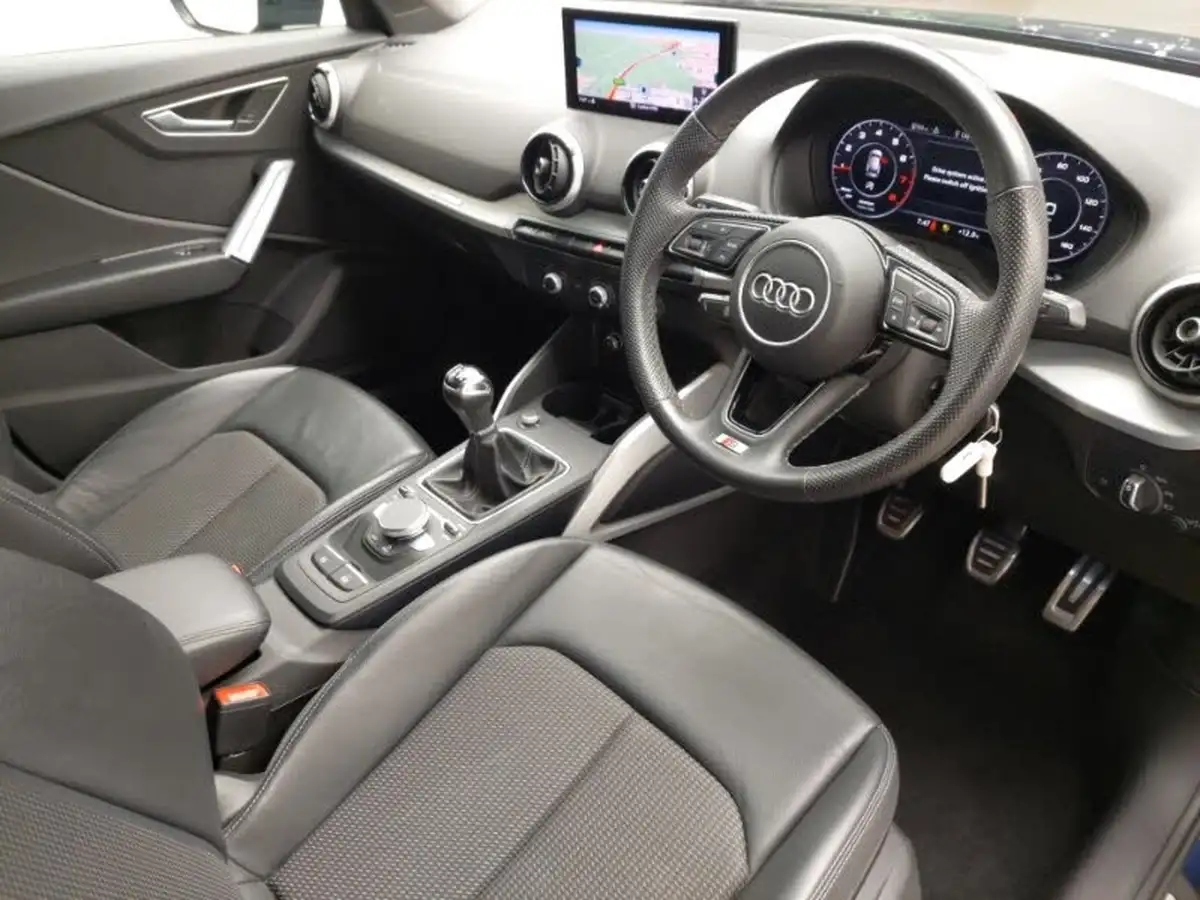 2022-audi-q2-10-30-tfsi-s-line-big-12