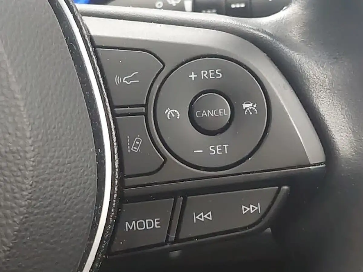 2021-toyota-corolla-18-vvt-i-icon-spare-wheel-touring-sports-5d-big-18