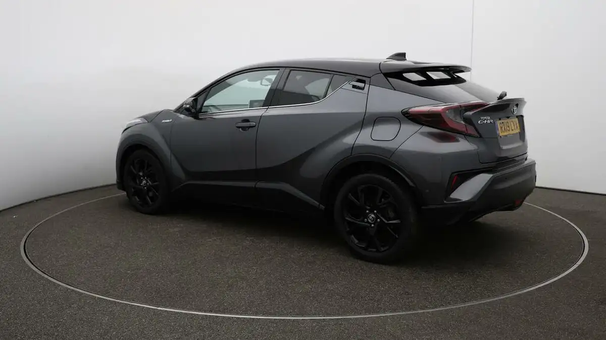 2019-toyota-c-hr-18-vvt-i-dynamic-big-28