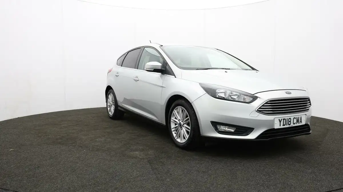 2018-ford-focus-10t-zetec-edition-125ps-hatchback-auto-big-40
