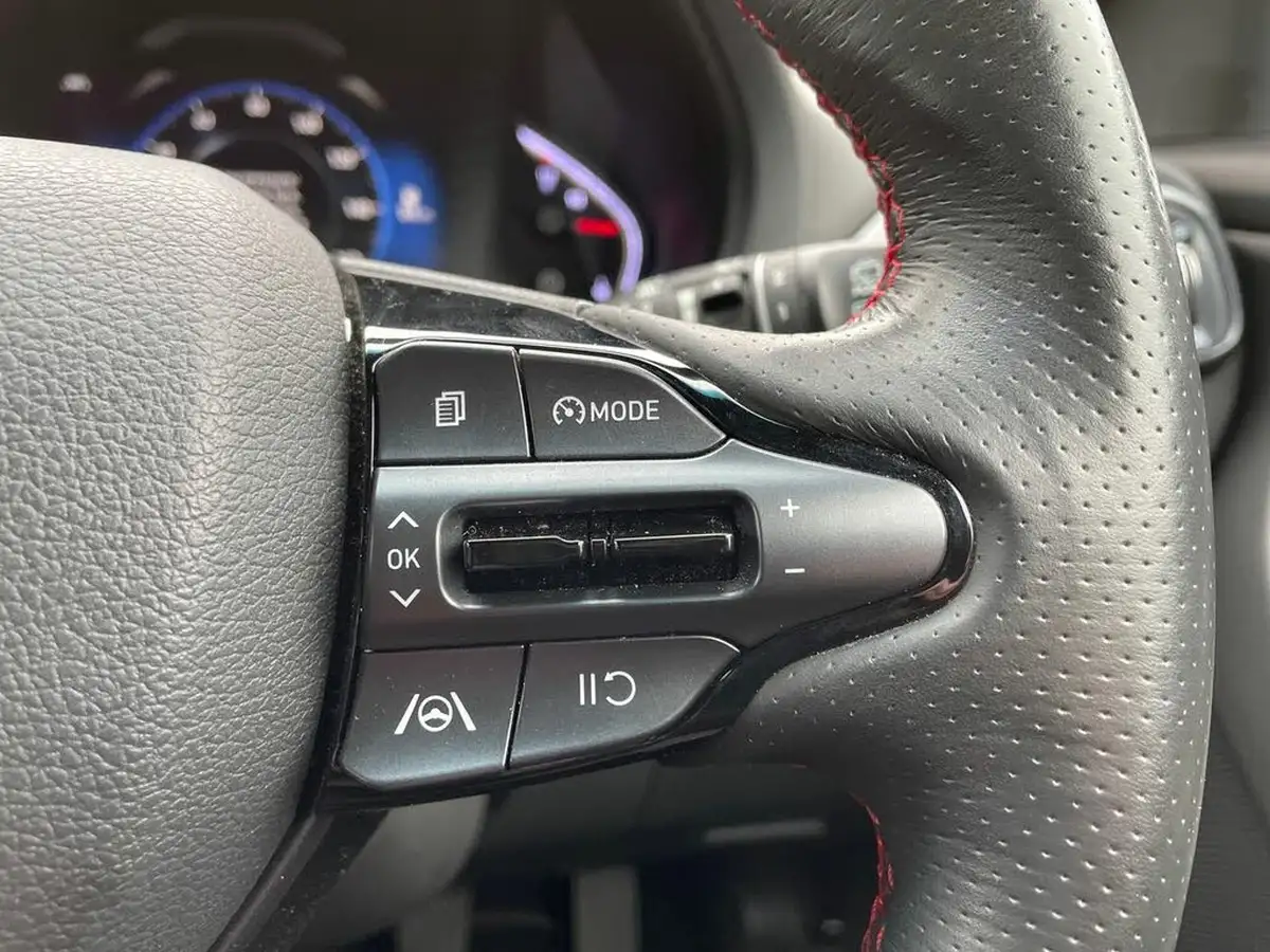 2022-hyundai-i30-15-t-gdi-n-line-hatchback-big-16