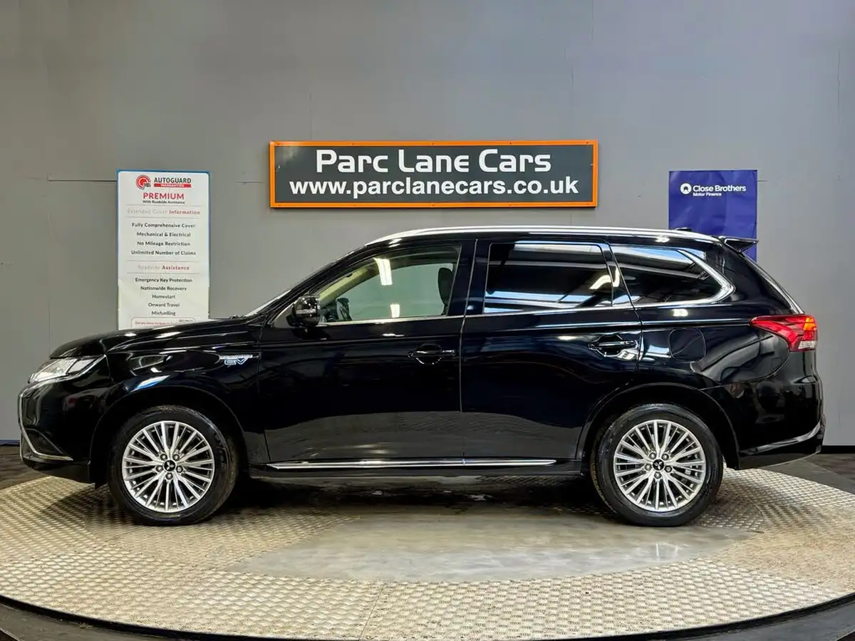 2020-mitsubishi-outlander-24-reflex-plus-commercial-big-6