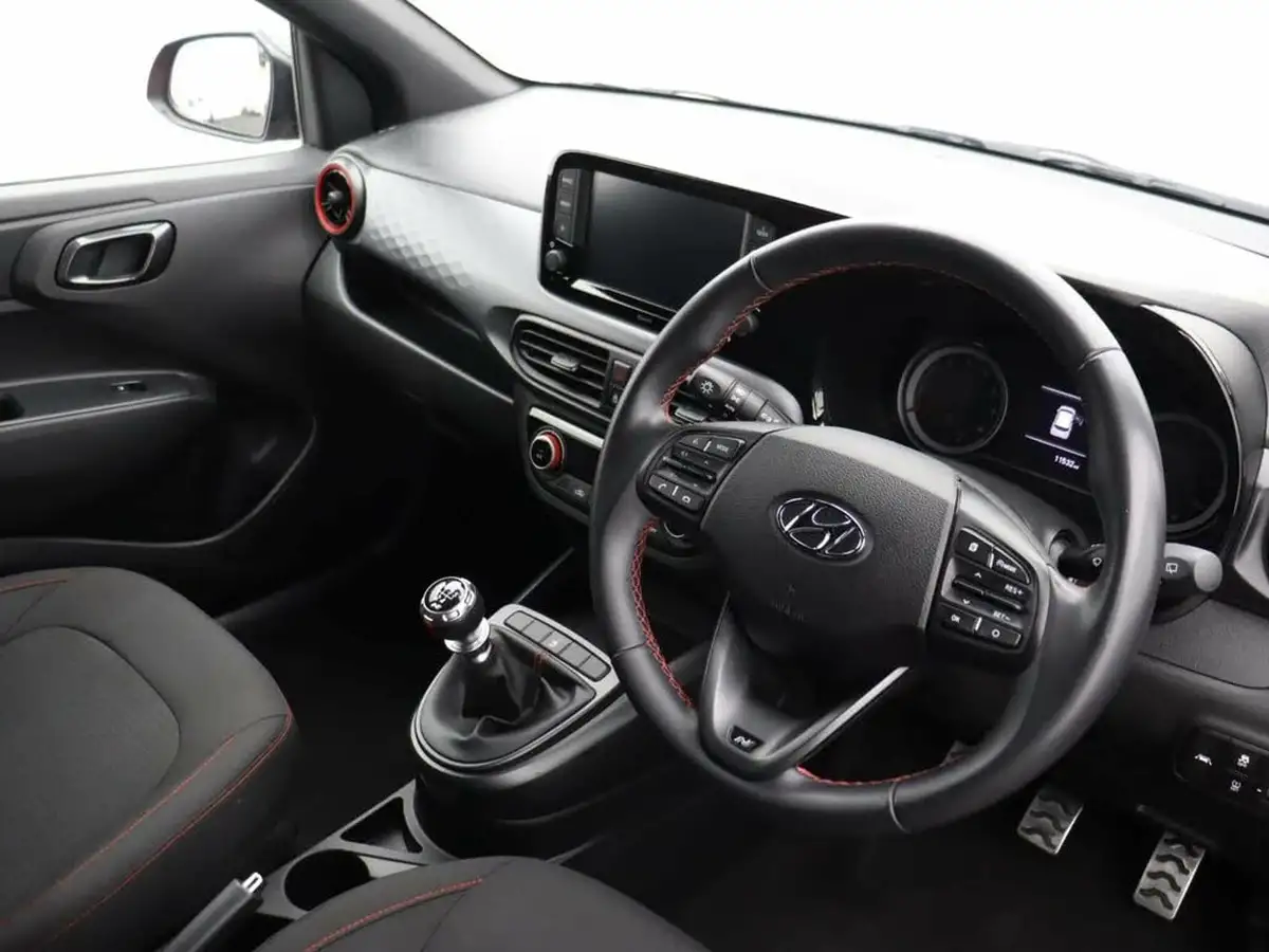 2023-hyundai-i10-10-t-gdi-n-line-big-5