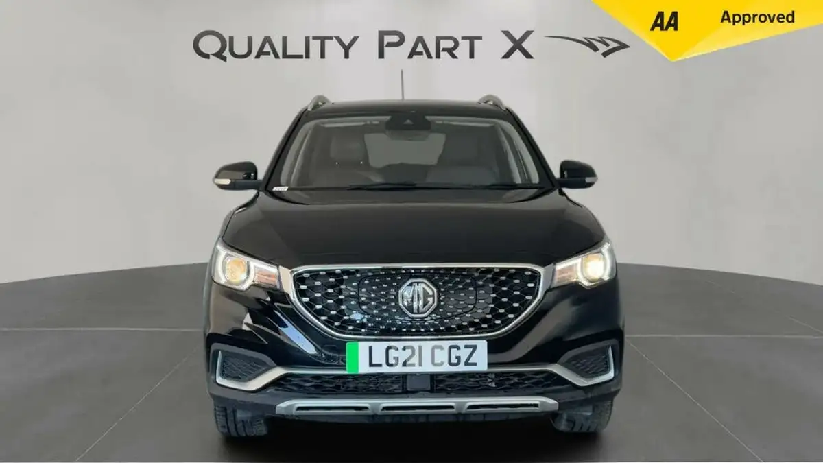 2021-mg-zs-suv-e-exclusive-ev-big-7