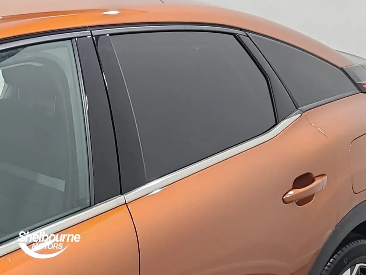 2022-citroen-c4-12-puretech-shine-130ps-big-24