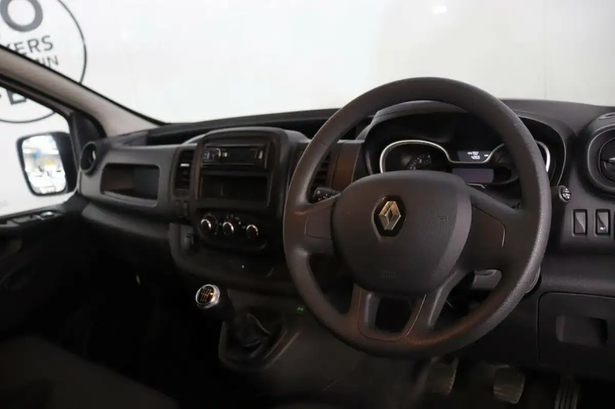 2021-renault-trafic-20dci-ll30-energy-145-business-panel-big-7